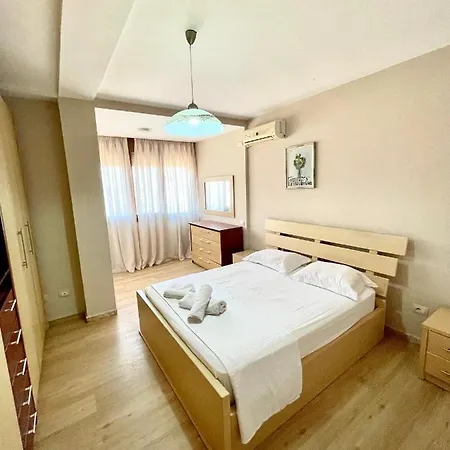 Helion Apartament Apartment *